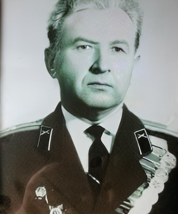 Зуев Евгений Никифорович